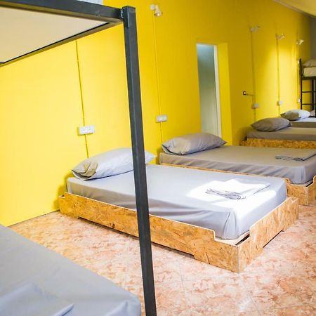 شكودر Our Way Guest House & Hostel المظهر الخارجي الصورة