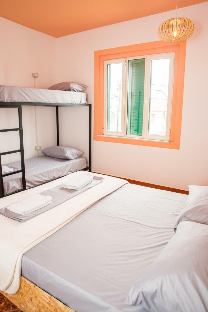 شكودر Our Way Guest House & Hostel المظهر الخارجي الصورة