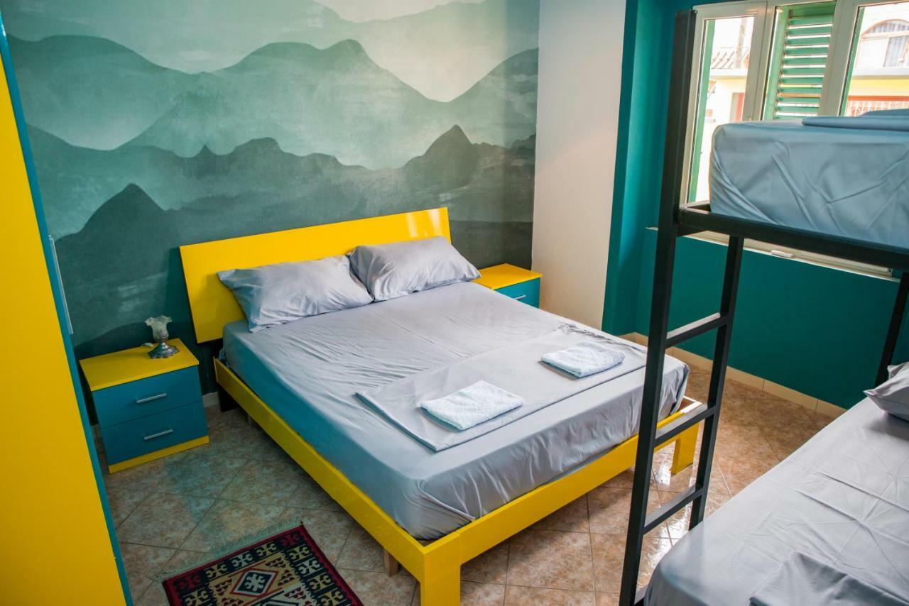 شكودر Our Way Guest House & Hostel المظهر الخارجي الصورة