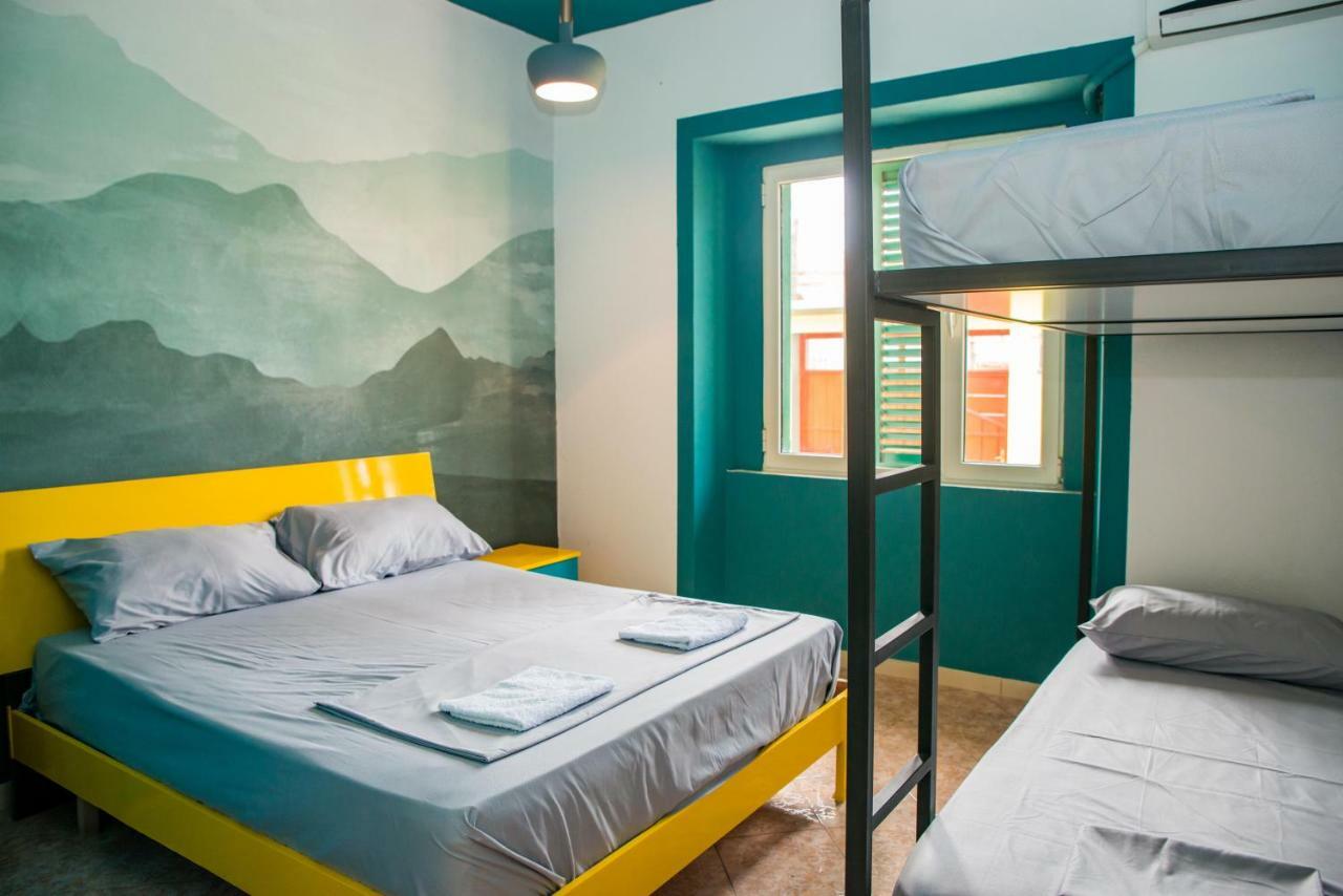 شكودر Our Way Guest House & Hostel المظهر الخارجي الصورة