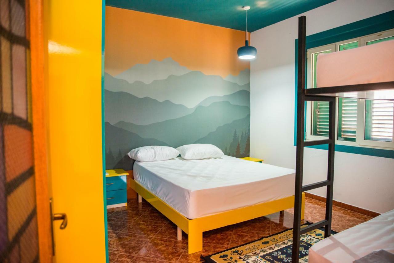 شكودر Our Way Guest House & Hostel المظهر الخارجي الصورة