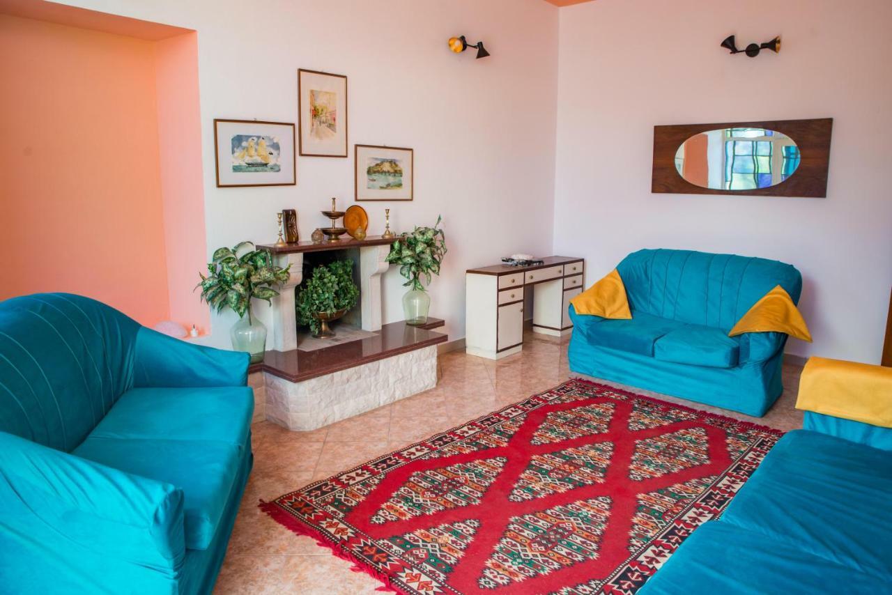 شكودر Our Way Guest House & Hostel المظهر الخارجي الصورة